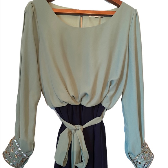 Hot & Delicious Green and Blue Long Sleeved Dress - Picture 2 of 13